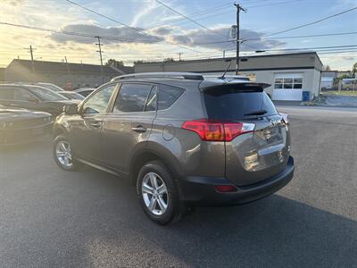 2013 Toyota RAV4 XLE - Photo 10 - West Chester, PA 19382