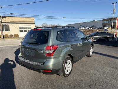2016 Subaru Forester 2.5i Premium   - Photo 5 - West Chester, PA 19382