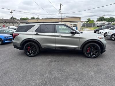 2020 Ford Explorer ST   - Photo 5 - West Chester, PA 19382