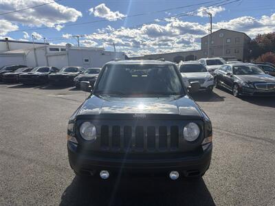 2014 Jeep Patriot Latitude   - Photo 2 - West Chester, PA 19382
