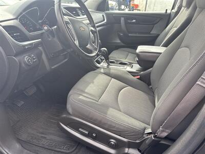 2015 Chevrolet Traverse LT   - Photo 9 - West Chester, PA 19382