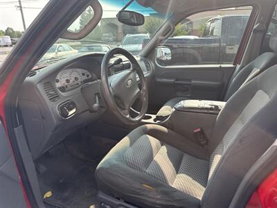 2005 Ford Explorer Sport Trac XLS 4dr XLS Crew Cab SB   - Photo 5 - West Chester, PA 19382