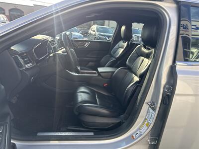 2017 Lincoln Continental Select   - Photo 9 - West Chester, PA 19382