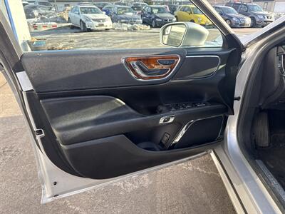 2017 Lincoln Continental Select   - Photo 8 - West Chester, PA 19382