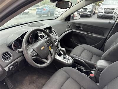 2016 Chevrolet Cruze Limited 1LT Auto   - Photo 8 - West Chester, PA 19382
