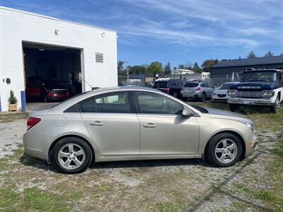 2016 Chevrolet Cruze Limited 1LT Auto   - Photo 2 - West Chester, PA 19382