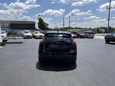 2018 Ford Focus ST   - Photo 12 - West Chester, PA 19382