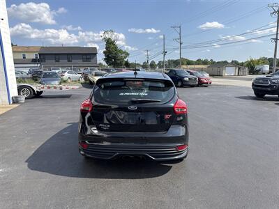 2018 Ford Focus ST   - Photo 7 - West Chester, PA 19382