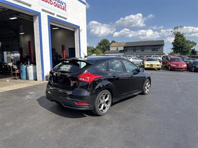 2018 Ford Focus ST   - Photo 6 - West Chester, PA 19382