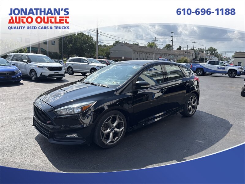 2018 Ford Focus ST - Photo 1 - West Chester, PA 19382