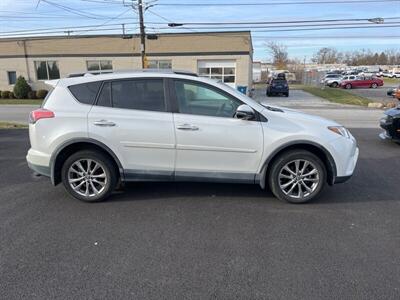 2017 Toyota RAV4 Limited   - Photo 4 - West Chester, PA 19382