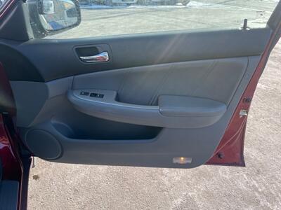 2005 Honda Accord EX w/Leather   - Photo 18 - West Chester, PA 19382