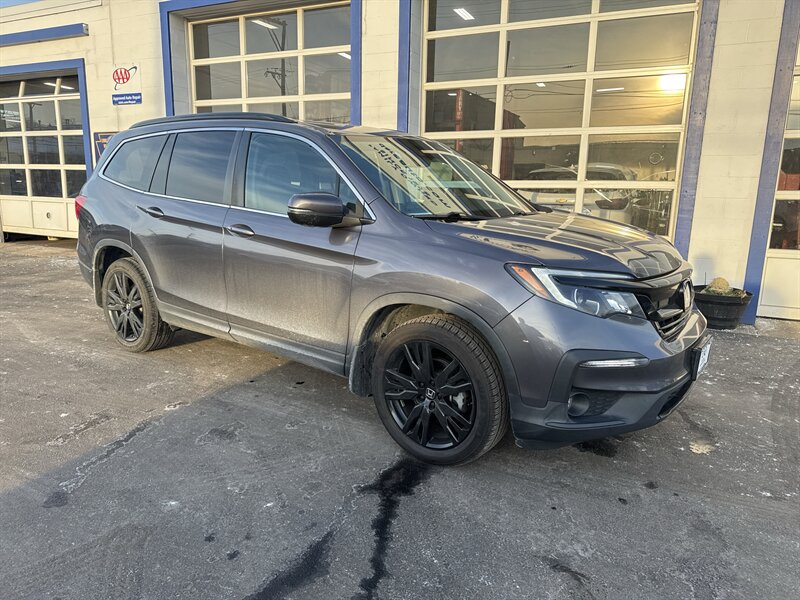 2022 Honda Pilot SE  