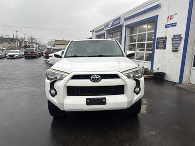 2014 Toyota 4Runner SR5 - Photo 2 - West Chester, PA 19382