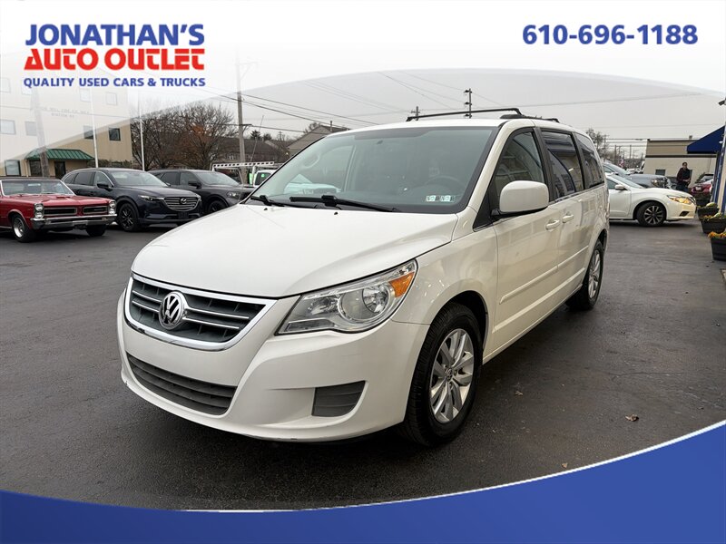 2012 Volkswagen Routan SE