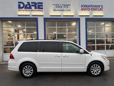 2012 Volkswagen Routan SE   - Photo 4 - West Chester, PA 19382
