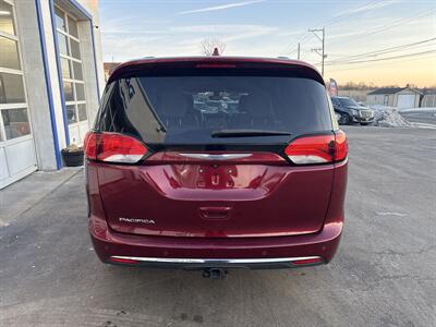 2018 Chrysler Pacifica Touring L Plus - Photo 6 - West Chester, PA 19382