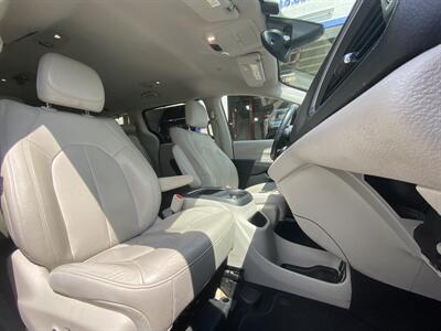 2017 Chrysler Pacifica Touring-L Plus   - Photo 15 - West Chester, PA 19382