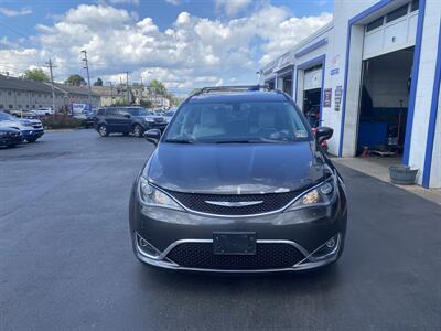 2017 Chrysler Pacifica Touring-L Plus   - Photo 2 - West Chester, PA 19382