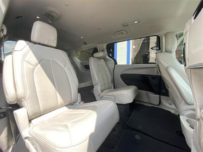 2017 Chrysler Pacifica Touring-L Plus   - Photo 13 - West Chester, PA 19382