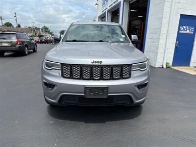 2020 Jeep Grand Cherokee Laredo   - Photo 2 - West Chester, PA 19382