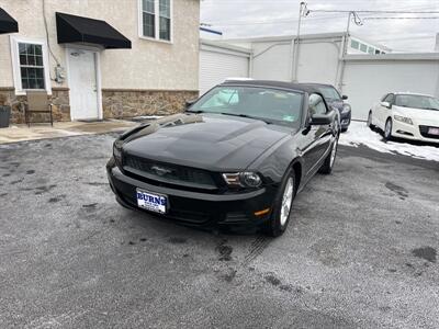 2011 Ford Mustang V6   - Photo 2 - West Chester, PA 19382