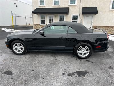 2011 Ford Mustang V6   - Photo 10 - West Chester, PA 19382