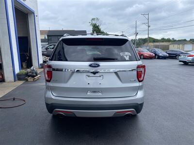 2016 Ford Explorer XLT  202A - Photo 6 - West Chester, PA 19382