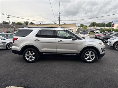 2016 Ford Explorer XLT  202A - Photo 5 - West Chester, PA 19382