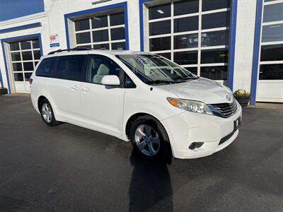 2013 Toyota Sienna LE 8-Passenger   - Photo 3 - West Chester, PA 19382