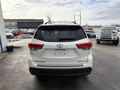 2019 Toyota Highlander XLE   - Photo 6 - West Chester, PA 19382