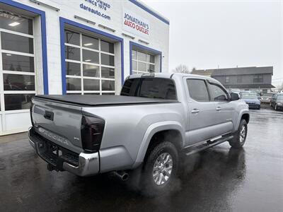 2019 Toyota Tacoma SR5 V6 - Photo 5 - West Chester, PA 19382