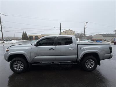 2019 Toyota Tacoma SR5 V6 - Photo 8 - West Chester, PA 19382
