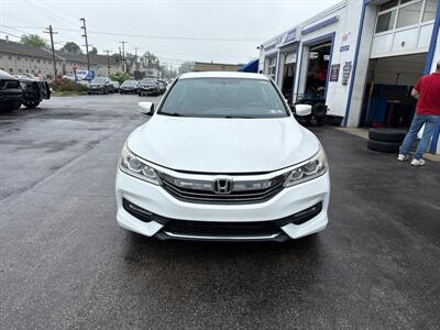 2017 Honda Accord Sport Special Edition   - Photo 2 - West Chester, PA 19382