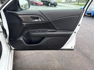 2017 Honda Accord Sport Special Edition   - Photo 19 - West Chester, PA 19382