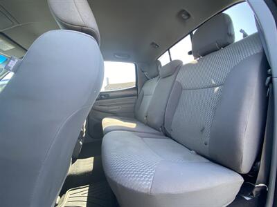 2015 Toyota Tacoma V6   - Photo 11 - West Chester, PA 19382
