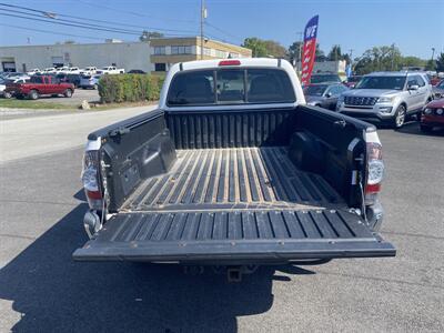 2015 Toyota Tacoma V6   - Photo 12 - West Chester, PA 19382