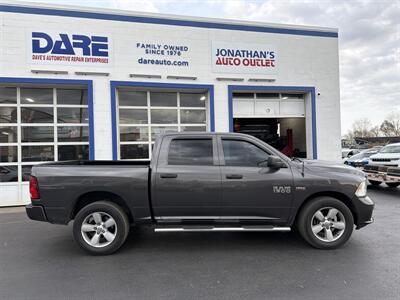2015 RAM 1500 Tradesman - Photo 4 - West Chester, PA 19382