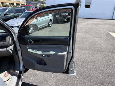 2011 Toyota Tacoma   - Photo 7 - West Chester, PA 19382