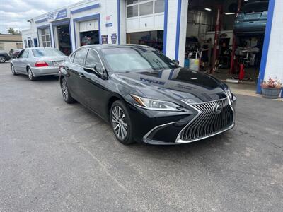 2019 Lexus ES 350   - Photo 3 - West Chester, PA 19382