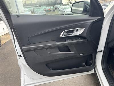 2017 Chevrolet Equinox LT - Photo 9 - West Chester, PA 19382