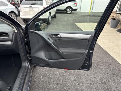 2012 Volkswagen Golf 2.5L PZEV   - Photo 20 - West Chester, PA 19382