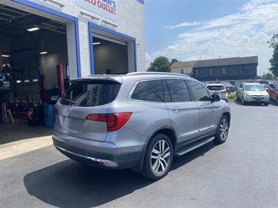 2017 Honda Pilot Elite   - Photo 5 - West Chester, PA 19382