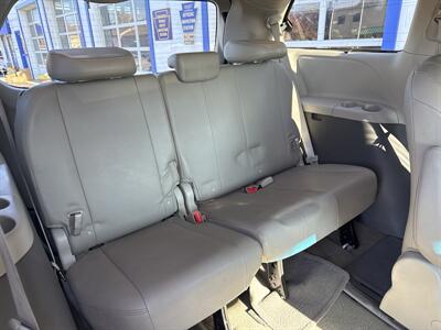 2015 Toyota Sienna Limited 7-Passenger - Photo 17 - West Chester, PA 19382