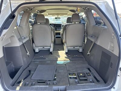 2015 Toyota Sienna Limited 7-Passenger - Photo 14 - West Chester, PA 19382