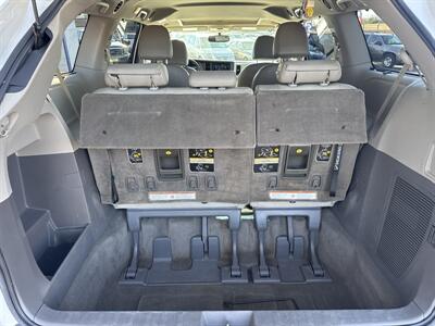 2015 Toyota Sienna Limited 7-Passenger - Photo 15 - West Chester, PA 19382