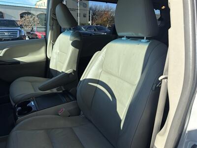 2015 Toyota Sienna Limited 7-Passenger - Photo 10 - West Chester, PA 19382