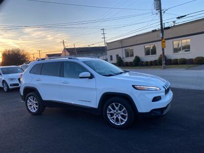 2016 Jeep Cherokee Latitude   - Photo 3 - West Chester, PA 19382