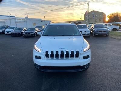 2016 Jeep Cherokee Latitude   - Photo 2 - West Chester, PA 19382