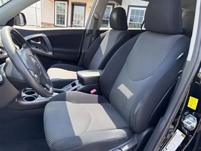 2010 Toyota RAV4 Sport   - Photo 9 - West Chester, PA 19382